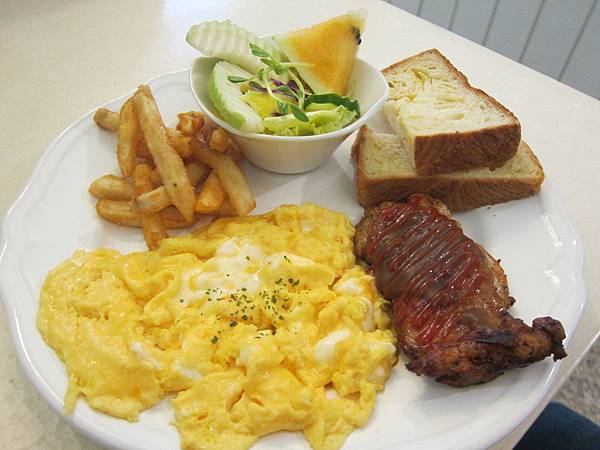 高雄新興區=<食>窩有FU~ 好有FU=-窩有FU 高雄新興區=<食>窩有FU~ 好有FU=-窩有FU