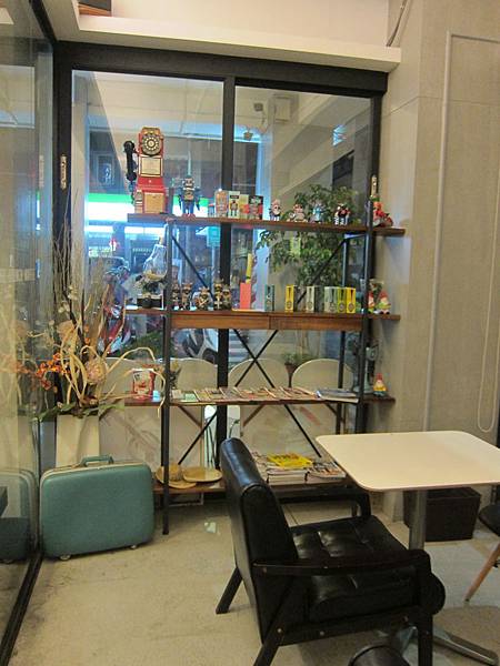 高雄三民區=<食>ZONE CAFE 弄咖啡~原來CP值不只是照價格=-ZONE CAFE 高雄三民區=<食>ZONE CAFE 弄咖啡~原來CP值不只是照價格=-ZONE CAFE