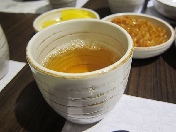 高雄前鎮區=<食>玉豆腐韓國豆腐煲專門店~一種臥虎藏龍在家樂福的概念=-玉豆腐 高雄前鎮區=<食>玉豆腐韓國豆腐煲專門店~一種臥虎藏龍在家樂福的概念=-玉豆腐