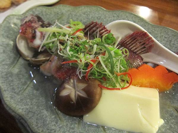 高雄左營區=<食>川喜日式料理~緊張之中也要好好吃飯=-川喜日式料理 高雄左營區=<食>川喜日式料理~緊張之中也要好好吃飯=-川喜日式料理