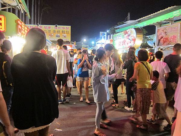 嘉義市=<食>嘉樂福夜市~好吃好樂好好玩= 嘉義市=<食>嘉樂福夜市~好吃好樂好好玩=