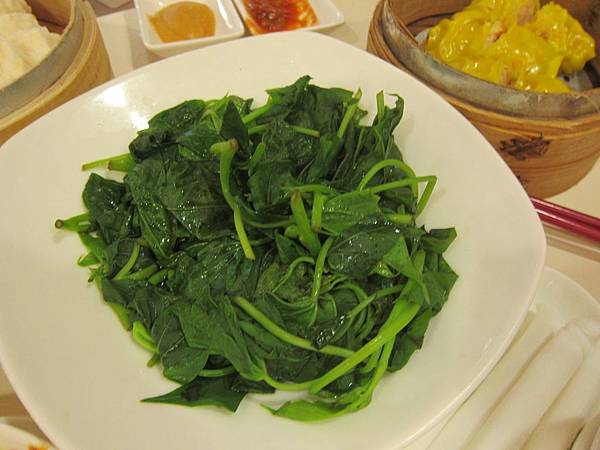 高雄三民區=<食>寒軒美饌會館-陽明館~我家的家庭式餐廳= 高雄三民區=<食>寒軒美饌會館-陽明館~我家的家庭式餐廳=