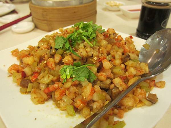 高雄三民區=<食>寒軒美饌會館-陽明館~我家的家庭式餐廳= 高雄三民區=<食>寒軒美饌會館-陽明館~我家的家庭式餐廳=