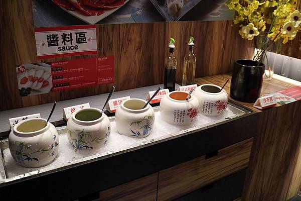 高雄左營區=<食>五円紙の火鍋~用最純白的紙,做出最純口味的紙火鍋= 高雄左營區=<食>五円紙の火鍋~用最純白的紙,做出最純口味的紙火鍋=