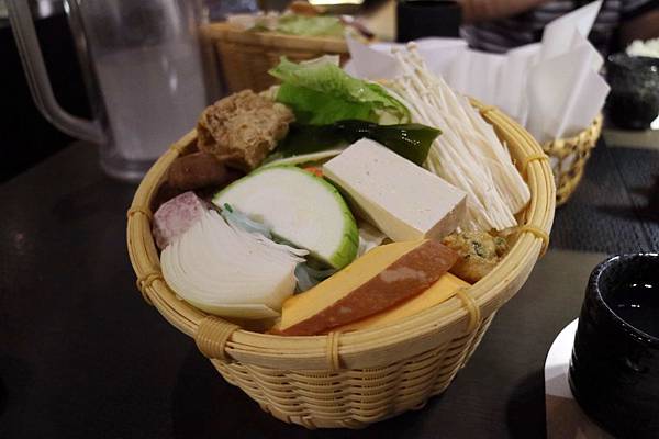 高雄左營區=<食>五円紙の火鍋~用最純白的紙,做出最純口味的紙火鍋= 高雄左營區=<食>五円紙の火鍋~用最純白的紙,做出最純口味的紙火鍋=