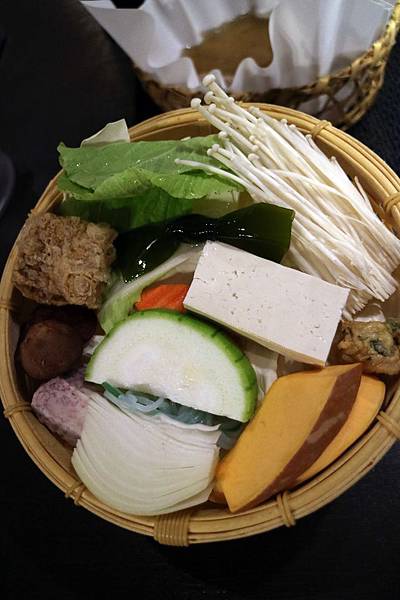 高雄左營區=<食>五円紙の火鍋~用最純白的紙,做出最純口味的紙火鍋= 高雄左營區=<食>五円紙の火鍋~用最純白的紙,做出最純口味的紙火鍋=