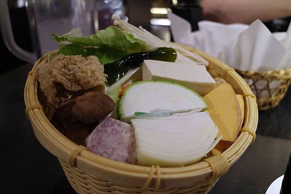 高雄左營區=<食>五円紙の火鍋~用最純白的紙,做出最純口味的紙火鍋= 高雄左營區=<食>五円紙の火鍋~用最純白的紙,做出最純口味的紙火鍋=