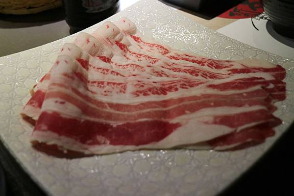 高雄左營區=<食>五円紙の火鍋~用最純白的紙,做出最純口味的紙火鍋= 高雄左營區=<食>五円紙の火鍋~用最純白的紙,做出最純口味的紙火鍋=