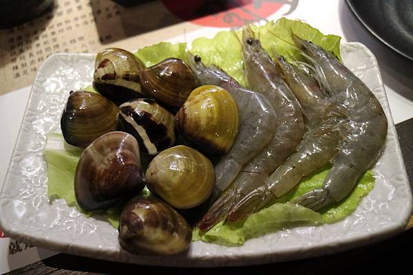 高雄左營區=<食>五円紙の火鍋~用最純白的紙,做出最純口味的紙火鍋= 高雄左營區=<食>五円紙の火鍋~用最純白的紙,做出最純口味的紙火鍋=