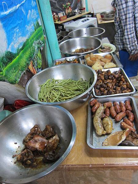 嘉義市=<食>老張麵店~一種吃飽喝足順便請老闆打包帶走的誇張大碗麵= 嘉義市=<食>老張麵店~一種吃飽喝足順便請老闆打包帶走的誇張大碗麵=