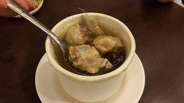 高雄楠梓區=<食>北平楊寶寶蒸餃~蒸餃界的南霸天!學生族群愛,男女老少都更愛 高雄楠梓區=<食>北平楊寶寶蒸餃~蒸餃界的南霸天!學生族群愛,男女老少都更愛