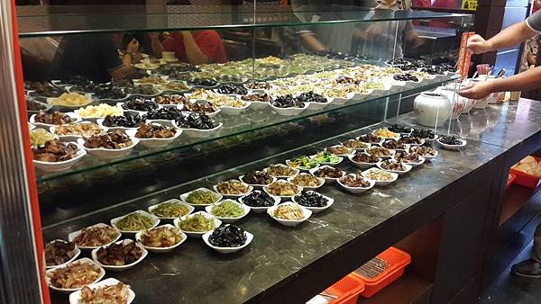 高雄楠梓區=<食>北平楊寶寶蒸餃~蒸餃界的南霸天!學生族群愛,男女老少都更愛 高雄楠梓區=<食>北平楊寶寶蒸餃~蒸餃界的南霸天!學生族群愛,男女老少都更愛