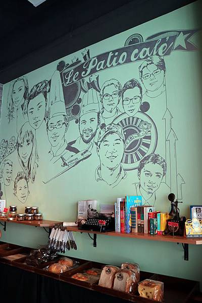 高雄鼓山區=<食>5號後院~中價位早午餐店*外國主廚*周末小酒館!真是偷得浮生半日閒呀~= 高雄鼓山區=<食>5號後院~中價位早午餐店*外國主廚*周末小酒館!真是偷得浮生半日閒呀~=