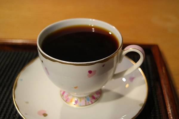 高雄前金區=<食>In-Lane內向咖啡~悠閒放鬆*延選好豆搭配上好技術,給自己悠閒早午茶時光= 高雄前金區=<食>In-Lane內向咖啡~悠閒放鬆*延選好豆搭配上好技術,給自己悠閒早午茶時光=