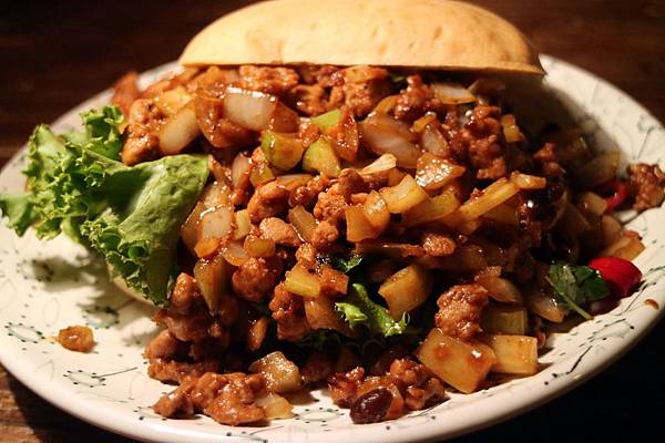 台北信義區=<食>用力做三明治有限公司~中西合併蹦出新滋味的絕佳好店推薦=