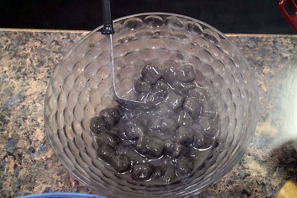 高雄鼓山區=<食>福中居~芝麻圓大推的好吃,cp值高高的夏日甜品店= 高雄鼓山區=<食>福中居~芝麻圓大推的好吃,cp值高高的夏日甜品店=