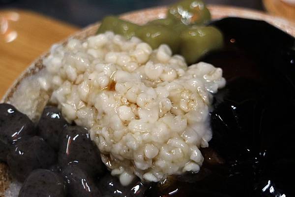 高雄鼓山區=<食>福中居~芝麻圓大推的好吃,cp值高高的夏日甜品店= 高雄鼓山區=<食>福中居~芝麻圓大推的好吃,cp值高高的夏日甜品店=