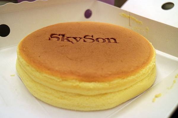 南投埔里鎮=<食>SKYSON天子舒芙蕾百香果口味~綿密細緻無法擋*法式甜點融合在地水果的一種概念= 南投埔里鎮=<食>SKYSON天子舒芙蕾百香果口味~綿密細緻無法擋*法式甜點融合在地水果的一種概念=