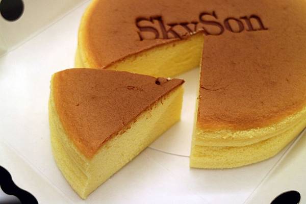 南投埔里鎮=<食>SKYSON天子舒芙蕾百香果口味~綿密細緻無法擋*法式甜點融合在地水果的一種概念= 南投埔里鎮=<食>SKYSON天子舒芙蕾百香果口味~綿密細緻無法擋*法式甜點融合在地水果的一種概念=