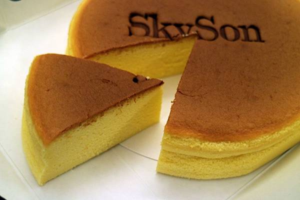 南投埔里鎮=<食>SKYSON天子舒芙蕾百香果口味~綿密細緻無法擋*法式甜點融合在地水果的一種概念= 南投埔里鎮=<食>SKYSON天子舒芙蕾百香果口味~綿密細緻無法擋*法式甜點融合在地水果的一種概念=