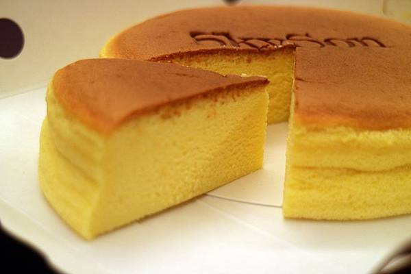 南投埔里鎮=<食>SKYSON天子舒芙蕾百香果口味~綿密細緻無法擋*法式甜點融合在地水果的一種概念= 南投埔里鎮=<食>SKYSON天子舒芙蕾百香果口味~綿密細緻無法擋*法式甜點融合在地水果的一種概念=