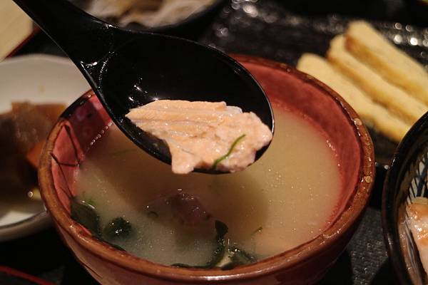 高雄鳳山區=<食>築饌日式料理~88元/138元讓你輕鬆吃新鮮日本丼飯~不能錯過的更是師傅用心純熟的技術及挑選的海鮮以及美味的海鮮鍋物,樣樣都吸引人啊= 高雄鳳山區=<食>築饌日式料理~88元/138元讓你輕鬆吃新鮮日本丼飯~不能錯過的更是師傅用心純熟的技術及挑選的海鮮以及美味的海鮮鍋物,樣樣都吸引人啊=