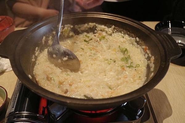 高雄鳳山區=<食>築饌日式料理~88元/138元讓你輕鬆吃新鮮日本丼飯~不能錯過的更是師傅用心純熟的技術及挑選的海鮮以及美味的海鮮鍋物,樣樣都吸引人啊= 高雄鳳山區=<食>築饌日式料理~88元/138元讓你輕鬆吃新鮮日本丼飯~不能錯過的更是師傅用心純熟的技術及挑選的海鮮以及美味的海鮮鍋物,樣樣都吸引人啊=