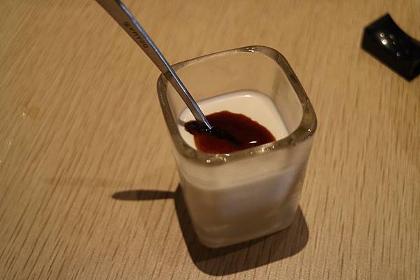 高雄鳳山區=<食>築饌日式料理~88元/138元讓你輕鬆吃新鮮日本丼飯~不能錯過的更是師傅用心純熟的技術及挑選的海鮮以及美味的海鮮鍋物,樣樣都吸引人啊= 高雄鳳山區=<食>築饌日式料理~88元/138元讓你輕鬆吃新鮮日本丼飯~不能錯過的更是師傅用心純熟的技術及挑選的海鮮以及美味的海鮮鍋物,樣樣都吸引人啊=