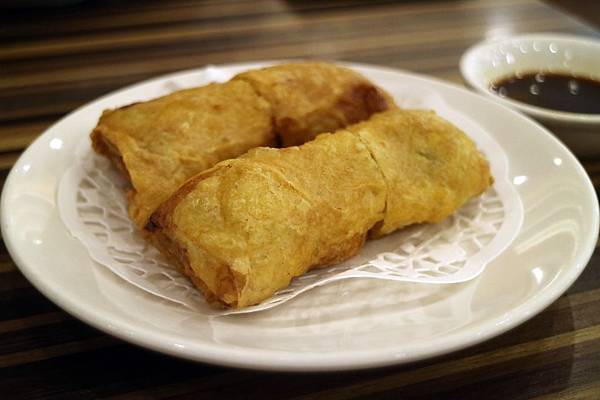 台中北區=<食>香港仔茶餐廳-五權店~阿秋大肥鵝你太邱，跨足香港茶餐廳！把港式的感覺在台中完整呈現=