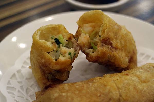 台中北區=<食>香港仔茶餐廳-五權店~阿秋大肥鵝你太邱，跨足香港茶餐廳！把港式的感覺在台中完整呈現=