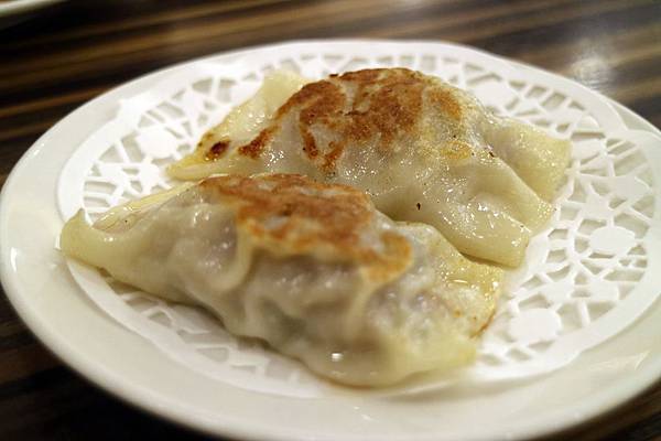 台中北區=<食>香港仔茶餐廳-五權店~阿秋大肥鵝你太邱，跨足香港茶餐廳！把港式的感覺在台中完整呈現=