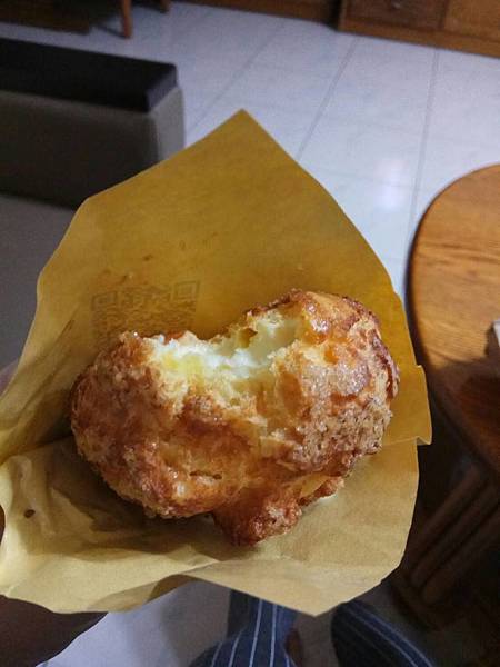 高雄新興區=<食>猜心泡芙~猜呀猜呀猜不透你的心~排隊樂樂長,就只為了這手工泡芙*慢來你就改日請早囉!= 高雄新興區=<食>猜心泡芙~猜呀猜呀猜不透你的心~排隊樂樂長,就只為了這手工泡芙*慢來你就改日請早囉!=