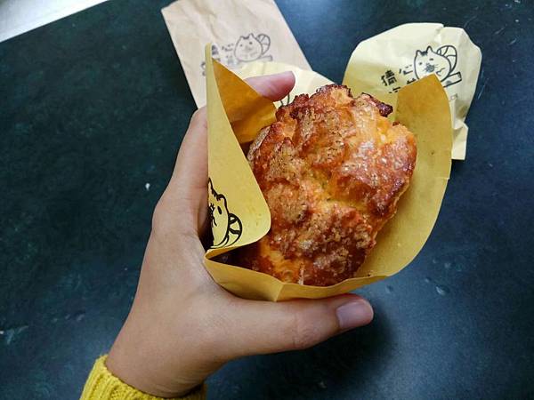 高雄新興區=<食>猜心泡芙~猜呀猜呀猜不透你的心~排隊樂樂長,就只為了這手工泡芙*慢來你就改日請早囉!= 高雄新興區=<食>猜心泡芙~猜呀猜呀猜不透你的心~排隊樂樂長,就只為了這手工泡芙*慢來你就改日請早囉!=