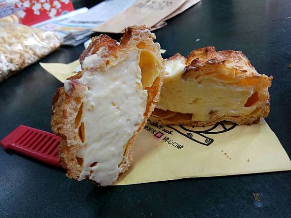 高雄新興區=<食>猜心泡芙~猜呀猜呀猜不透你的心~排隊樂樂長,就只為了這手工泡芙*慢來你就改日請早囉!= 高雄新興區=<食>猜心泡芙~猜呀猜呀猜不透你的心~排隊樂樂長,就只為了這手工泡芙*慢來你就改日請早囉!=