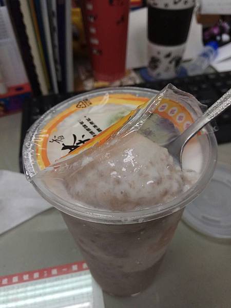 高雄三民區=<食>小雅茶飲專賣店~扎實順口好喝的平價甜品*濃稠的芋頭西米露*排隊美食= 高雄三民區=<食>小雅茶飲專賣店~扎實順口好喝的平價甜品*濃稠的芋頭西米露*排隊美食=