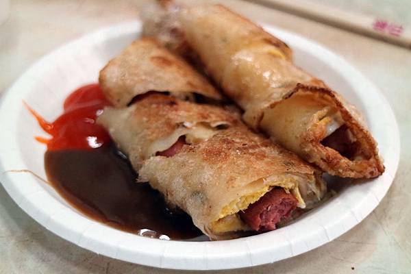 高雄鹽埕區=<食>50年杏仁茶~古早味飄香*傳承多年的杏仁茶成為鹽埕區美食拼圖的一塊= 高雄鹽埕區=<食>50年杏仁茶~古早味飄香*傳承多年的杏仁茶成為鹽埕區美食拼圖的一塊=