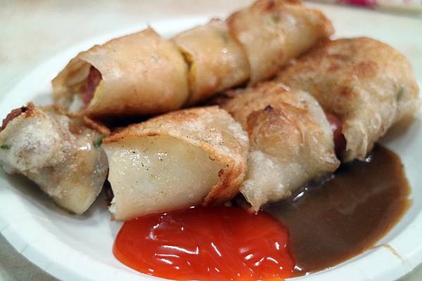 高雄鹽埕區=<食>50年杏仁茶~古早味飄香*傳承多年的杏仁茶成為鹽埕區美食拼圖的一塊= 高雄鹽埕區=<食>50年杏仁茶~古早味飄香*傳承多年的杏仁茶成為鹽埕區美食拼圖的一塊=