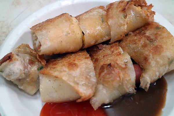 高雄鹽埕區=<食>50年杏仁茶~古早味飄香*傳承多年的杏仁茶成為鹽埕區美食拼圖的一塊= 高雄鹽埕區=<食>50年杏仁茶~古早味飄香*傳承多年的杏仁茶成為鹽埕區美食拼圖的一塊=