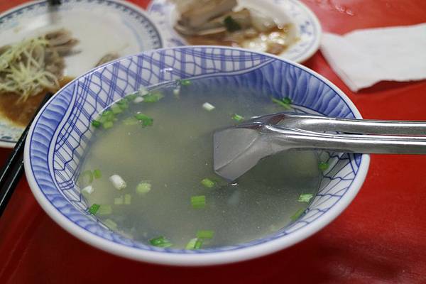 高雄前鎮區=<食>文璋陽春麵~用心交陪的麵店*一種溫度感情傳達彷彿去到鄰居家吃麵的概念*高雄排隊麵店= 高雄前鎮區=<食>文璋陽春麵~用心交陪的麵店*一種溫度感情傳達彷彿去到鄰居家吃麵的概念*高雄排隊麵店=