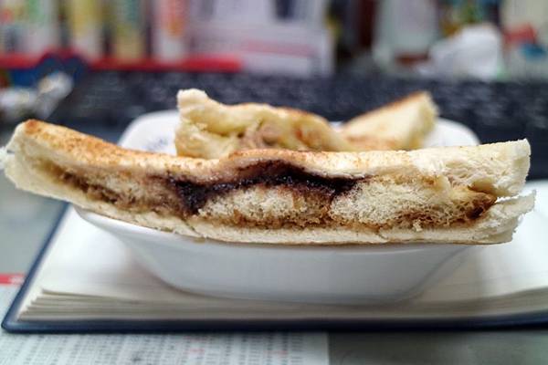 高雄左營區=<食>放起司 Farm Cheese~放進滿滿的起司,讓你一早就有暖心又牽絲的好心情= 高雄左營區=<食>放起司 Farm Cheese~放進滿滿的起司,讓你一早就有暖心又牽絲的好心情=