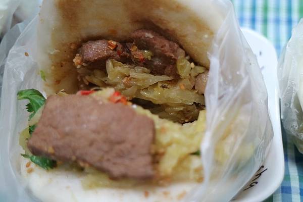 高雄鼓山區=<食>美玲刈包~多種口味葷素兼顧*一早給你超級飽足好活力!*記得加顆蛋(隱藏版)= 高雄鼓山區=<食>美玲刈包~多種口味葷素兼顧*一早給你超級飽足好活力!*記得加顆蛋(隱藏版)=