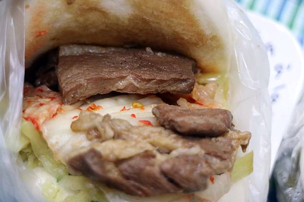 高雄鼓山區=<食>美玲刈包~多種口味葷素兼顧*一早給你超級飽足好活力!*記得加顆蛋(隱藏版)= 高雄鼓山區=<食>美玲刈包~多種口味葷素兼顧*一早給你超級飽足好活力!*記得加顆蛋(隱藏版)=