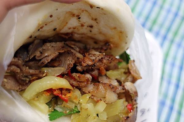 高雄鼓山區=<食>美玲刈包~多種口味葷素兼顧*一早給你超級飽足好活力!*記得加顆蛋(隱藏版)= 高雄鼓山區=<食>美玲刈包~多種口味葷素兼顧*一早給你超級飽足好活力!*記得加顆蛋(隱藏版)=