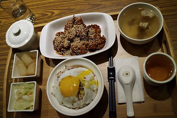 高雄前鎮區=<食>木子食堂~溫馨小空間*用回到家的感覺帶出溫暖的料理*變出一道道暖心的家常菜*超推薦*千萬要定位= 高雄前鎮區=<食>木子食堂~溫馨小空間*用回到家的感覺帶出溫暖的料理*變出一道道暖心的家常菜*超推薦*千萬要定位=