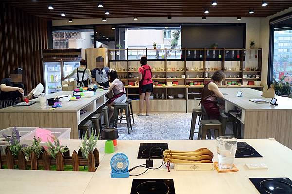 高雄鼓山區=<手作>愛10克裕誠店~用心做出好點心,傳達美味更是傳送心意!送禮自吃都適合~公司團體、朋友聚會都很適合= 高雄鼓山區=<手作>愛10克裕誠店~用心做出好點心,傳達美味更是傳送心意!送禮自吃都適合~公司團體、朋友聚會都很適合=