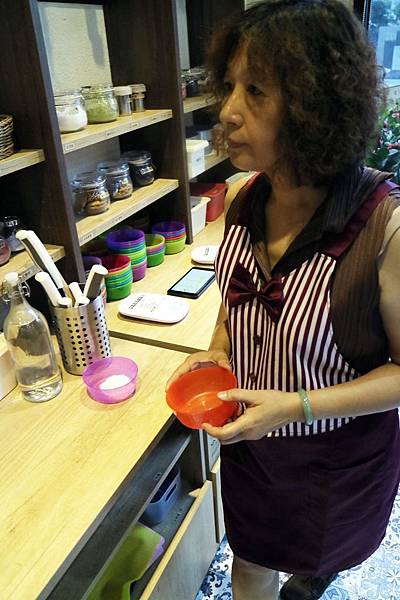 高雄鼓山區=<手作>愛10克裕誠店~用心做出好點心,傳達美味更是傳送心意!送禮自吃都適合~公司團體、朋友聚會都很適合= 高雄鼓山區=<手作>愛10克裕誠店~用心做出好點心,傳達美味更是傳送心意!送禮自吃都適合~公司團體、朋友聚會都很適合=