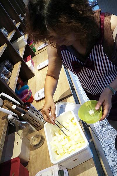 高雄鼓山區=<手作>愛10克裕誠店~用心做出好點心,傳達美味更是傳送心意!送禮自吃都適合~公司團體、朋友聚會都很適合= 高雄鼓山區=<手作>愛10克裕誠店~用心做出好點心,傳達美味更是傳送心意!送禮自吃都適合~公司團體、朋友聚會都很適合=