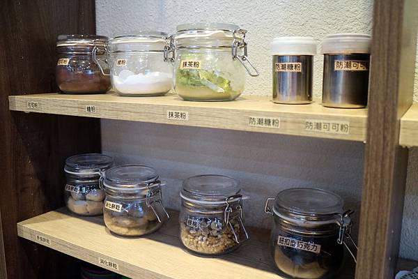 高雄鼓山區=<手作>愛10克裕誠店~用心做出好點心,傳達美味更是傳送心意!送禮自吃都適合~公司團體、朋友聚會都很適合= 高雄鼓山區=<手作>愛10克裕誠店~用心做出好點心,傳達美味更是傳送心意!送禮自吃都適合~公司團體、朋友聚會都很適合=