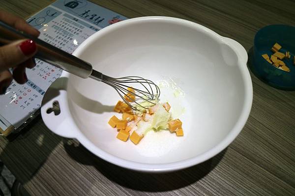 高雄鼓山區=<手作>愛10克裕誠店~用心做出好點心,傳達美味更是傳送心意!送禮自吃都適合~公司團體、朋友聚會都很適合= 高雄鼓山區=<手作>愛10克裕誠店~用心做出好點心,傳達美味更是傳送心意!送禮自吃都適合~公司團體、朋友聚會都很適合=