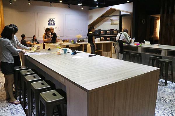 高雄鼓山區=<手作>愛10克裕誠店~用心做出好點心,傳達美味更是傳送心意!送禮自吃都適合~公司團體、朋友聚會都很適合= 高雄鼓山區=<手作>愛10克裕誠店~用心做出好點心,傳達美味更是傳送心意!送禮自吃都適合~公司團體、朋友聚會都很適合=